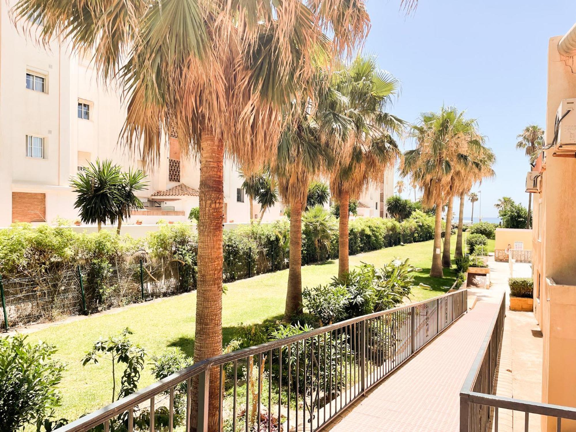 Vistas Al Mar A 1 Min De Playa Con Parkig Gratis Appartement Benalmádena Buitenkant foto